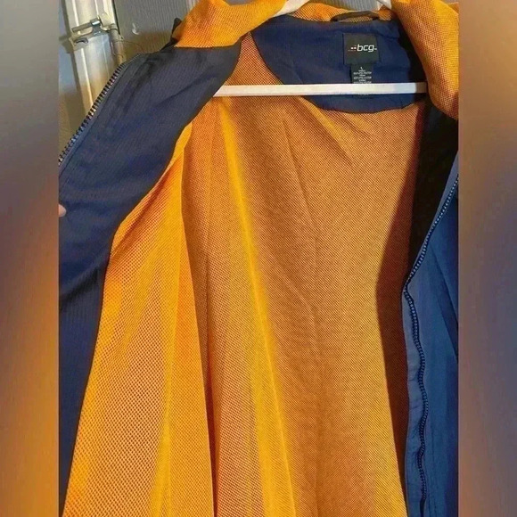 Mens BCG blue hooded windbreaker jacket with lining men’s size large NWOT - Picture 3 of 8